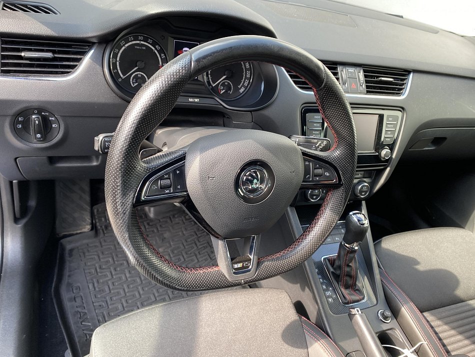 Škoda Octavia III 2.0TDi RS