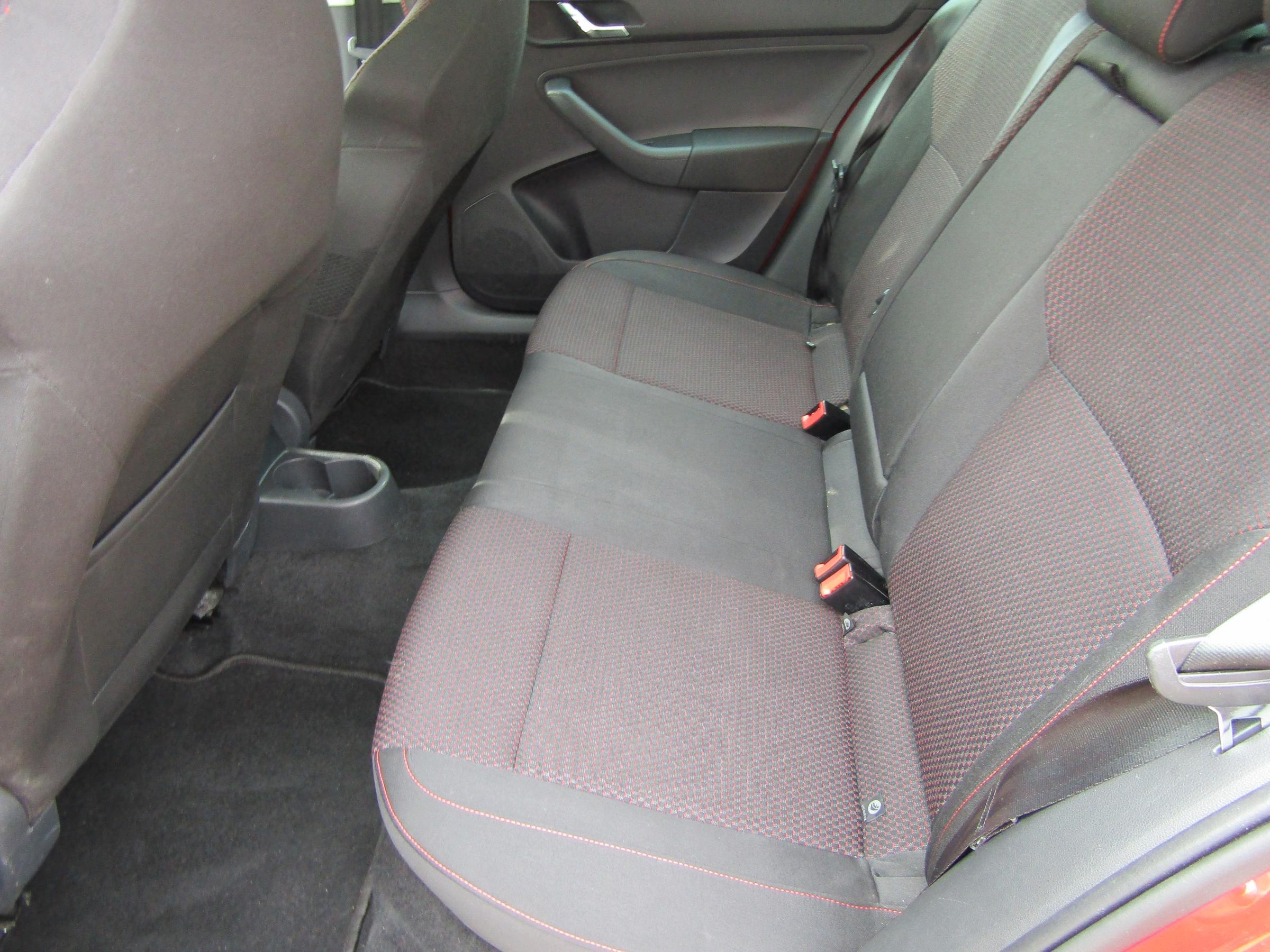 Škoda Rapid, 2014 - pohled č. 10