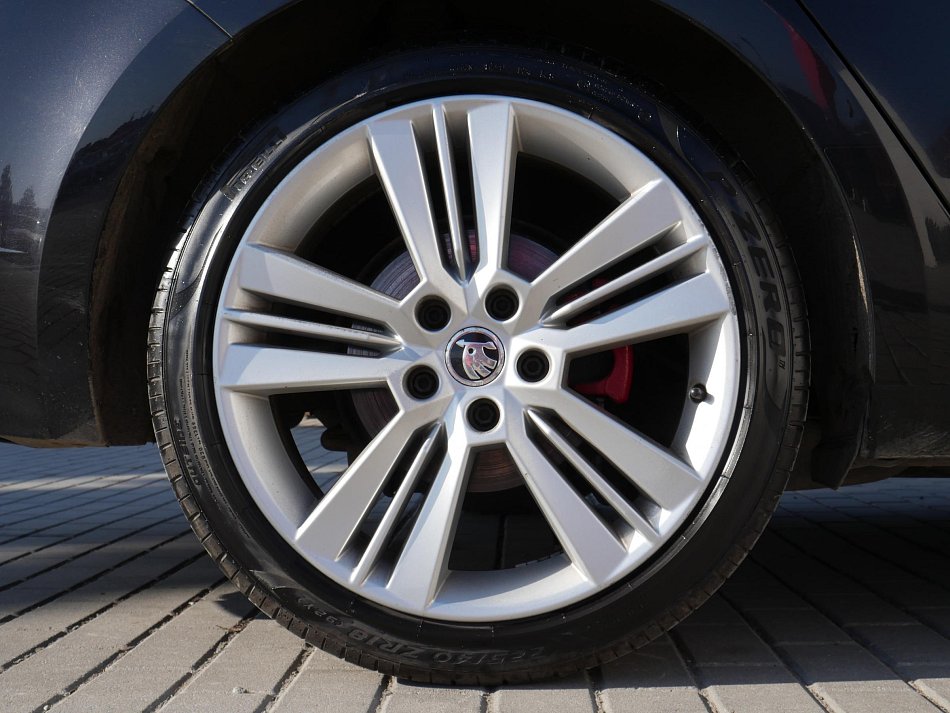 Škoda Octavia III 2.0TDi  4x4