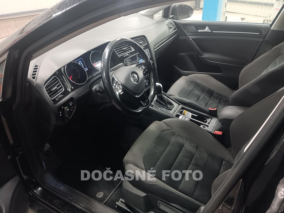 Volkswagen Golf 2.0TDi 