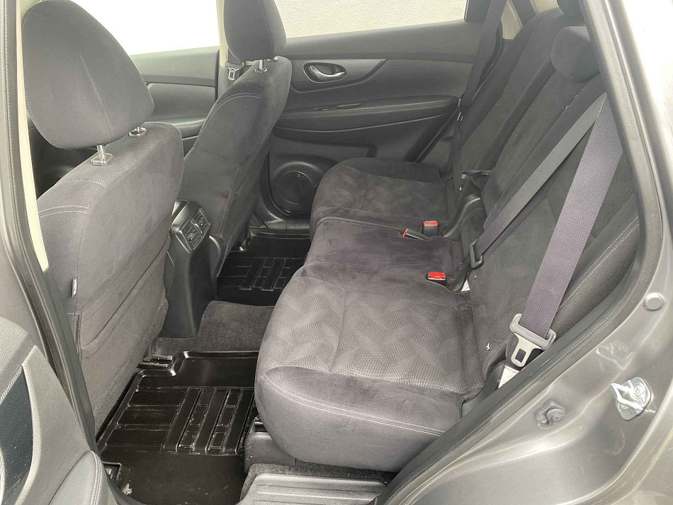 Nissan X-Trail 1.6 dCi  4x4