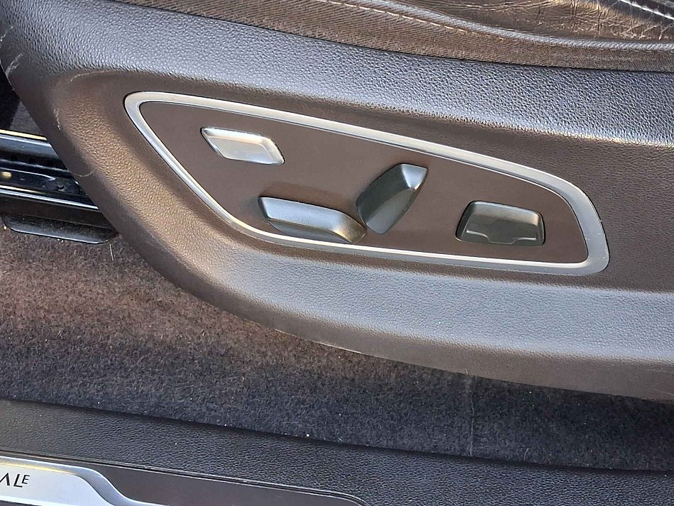 Renault Espace 1.6 dCi Initiale Paris 4Control