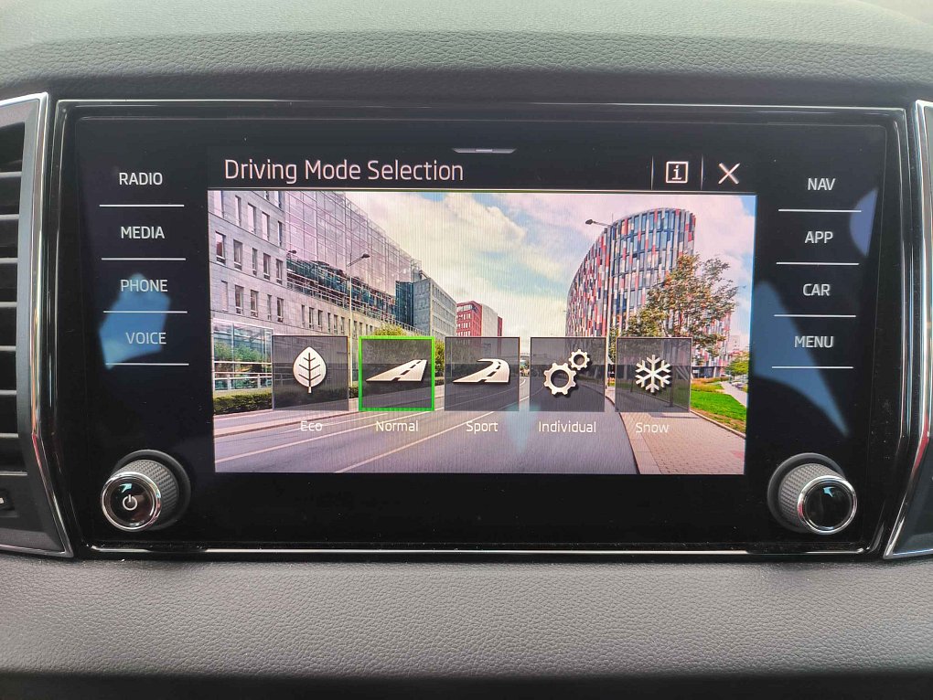 Škoda Karoq 2.0TDi Selection 4x4 Top Selection