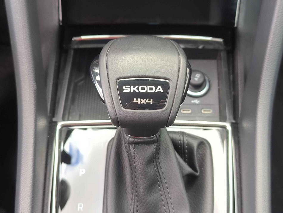Škoda Karoq 2.0TDi Selection 4x4 Top Selection