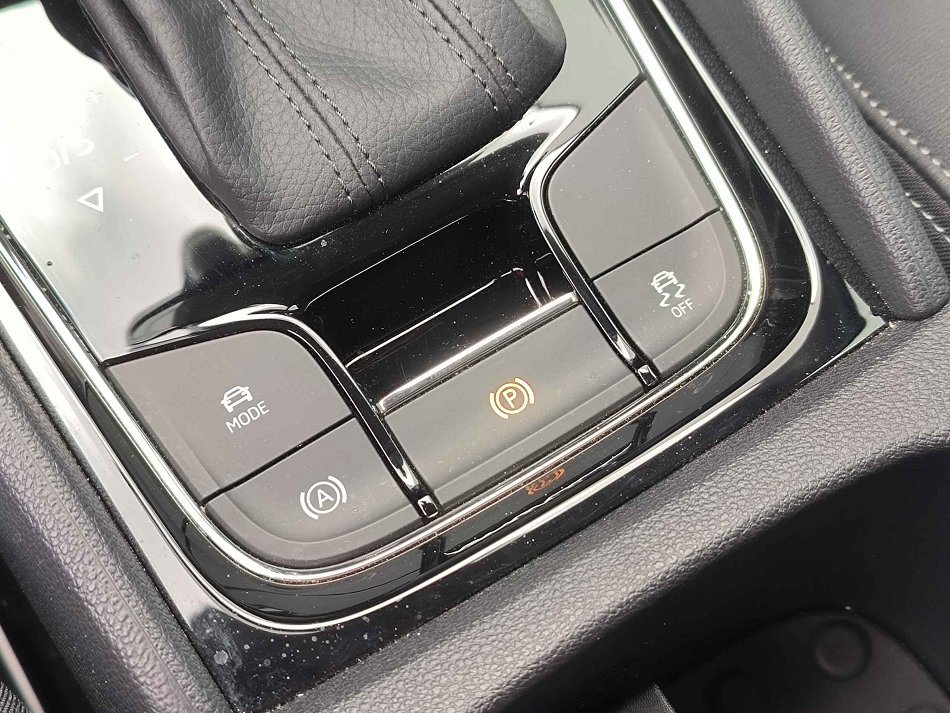 Škoda Karoq 2.0TDi Selection 4x4 Top Selection