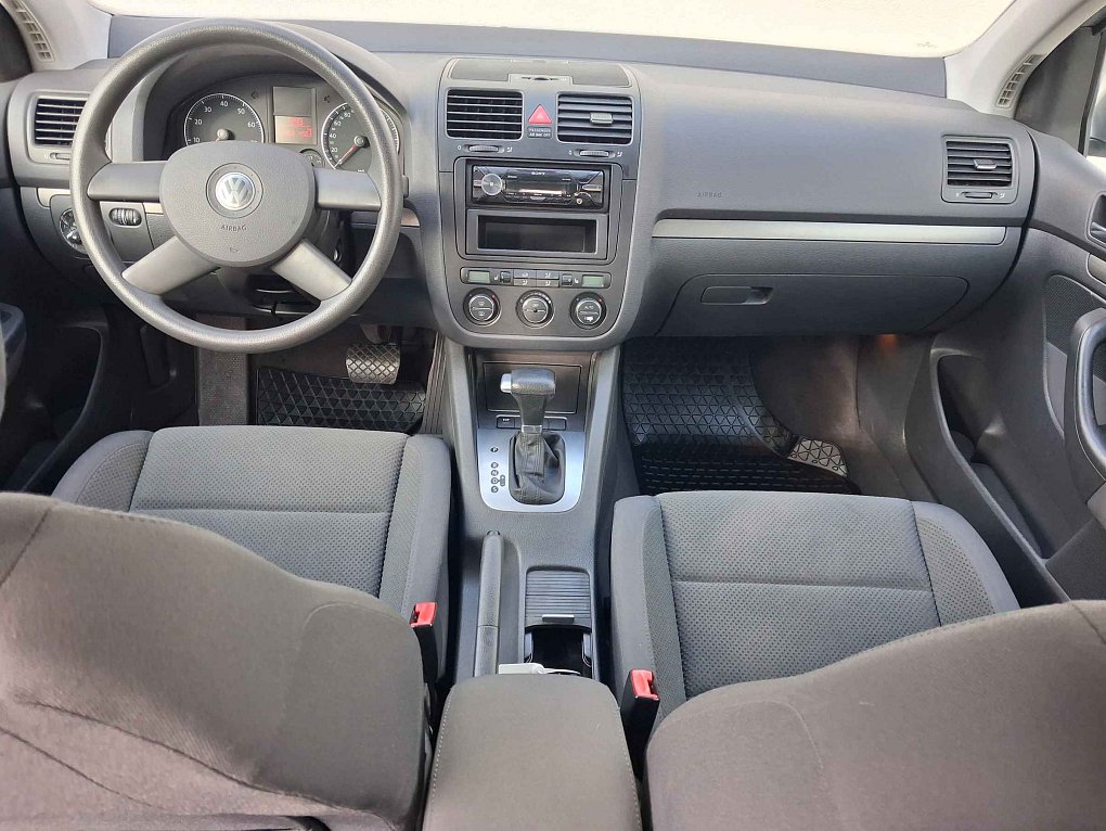 Volkswagen Golf 1.6 MPi Comfortline