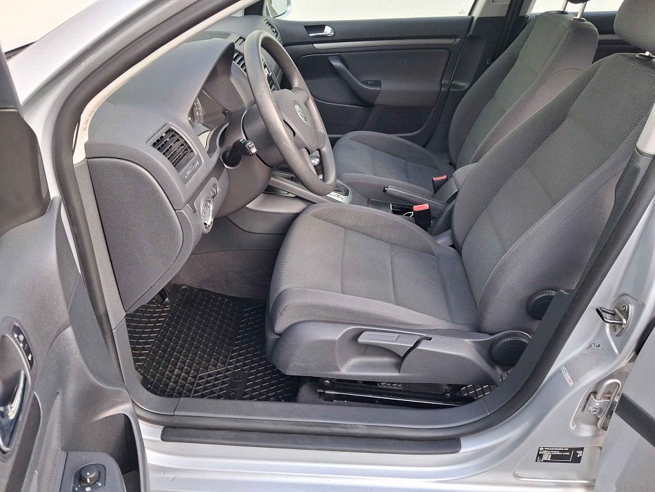 Volkswagen Golf 1.6 MPi Comfortline