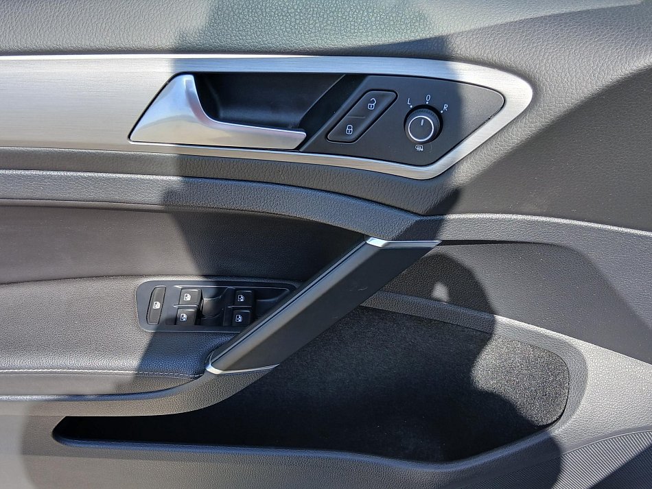 Volkswagen Golf 1.6 TDi Comfortline