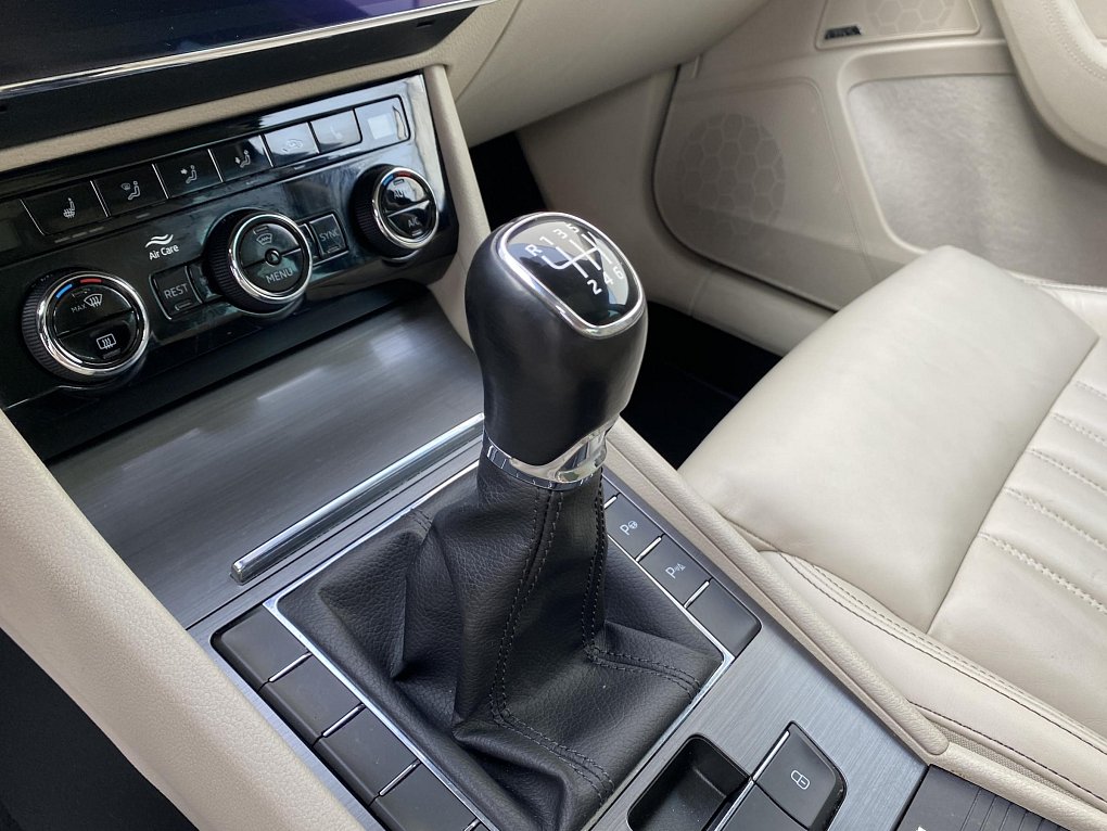 Škoda Superb III 2.0 TDi Style