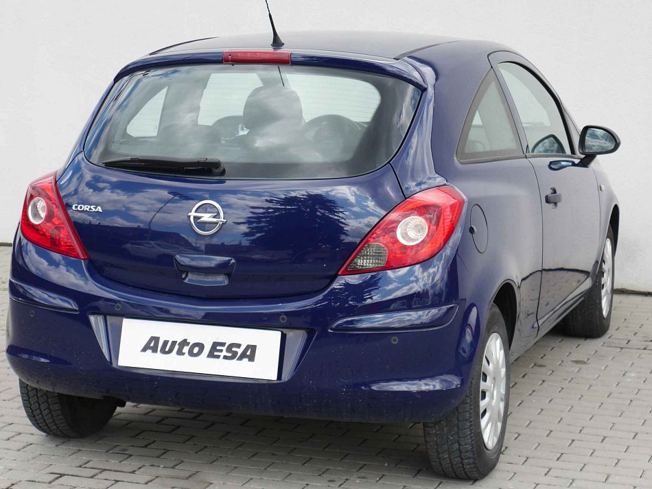 Opel Corsa 1.0i 