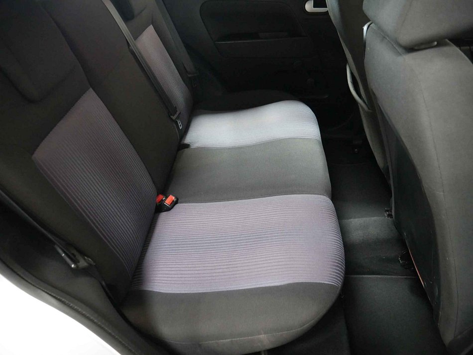 Ford Fusion 1.4i 
