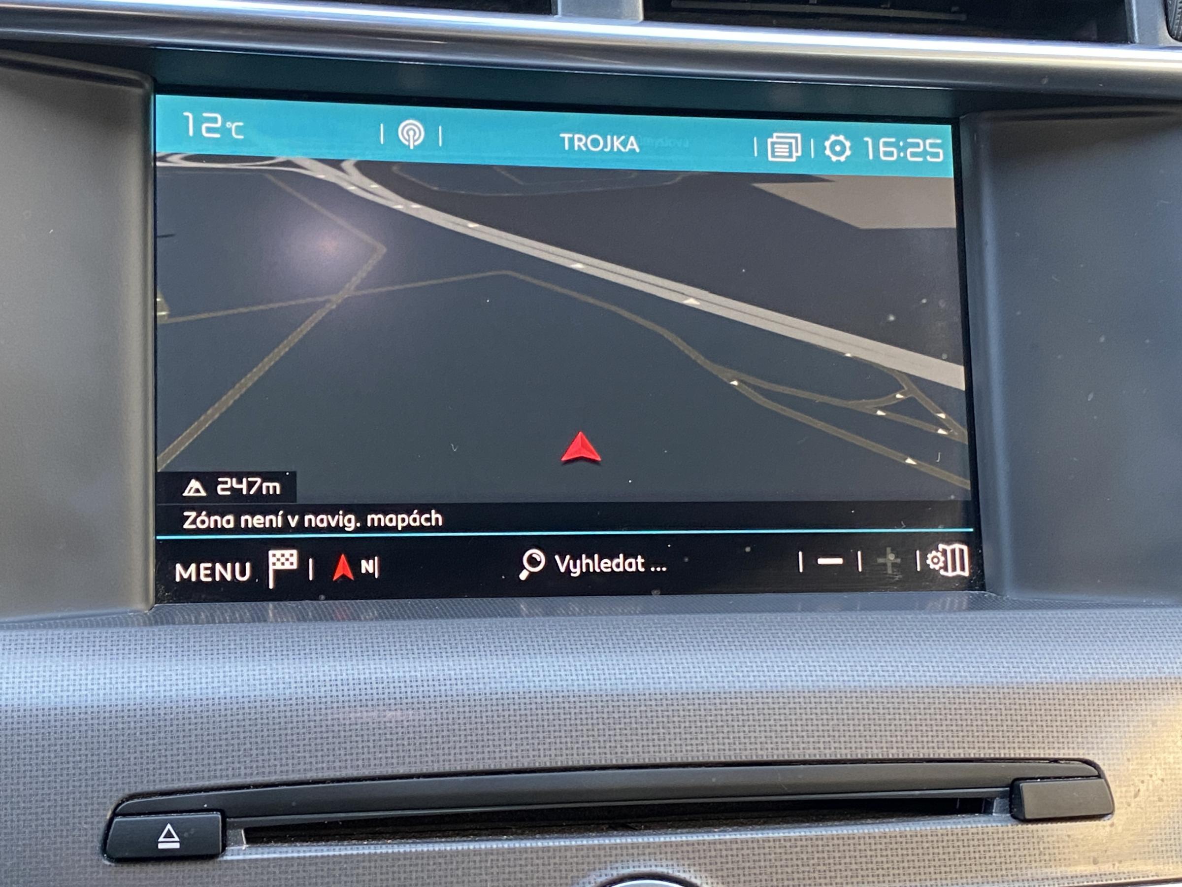 Citroën C4, 2017 - pohled č. 16