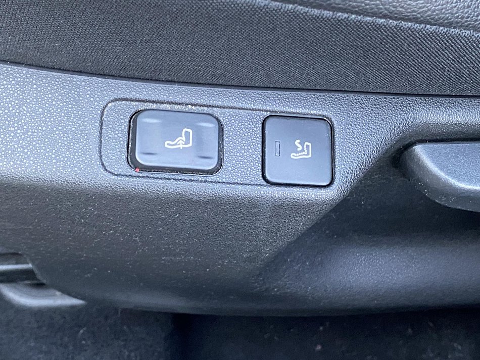 Citroën C4 1.2PT Shine