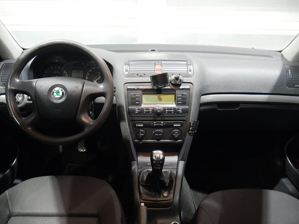 Škoda Octavia II 1.6i 