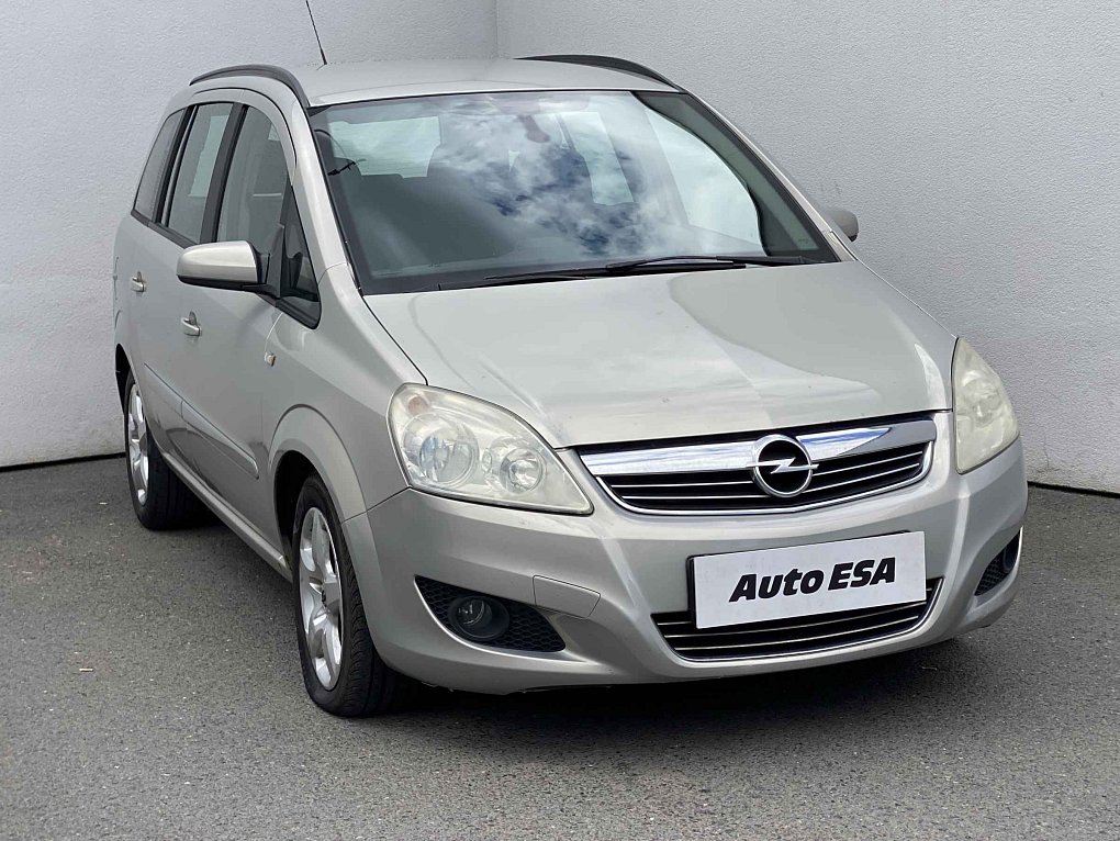 Opel Zafira 1.9 CDTi  7míst