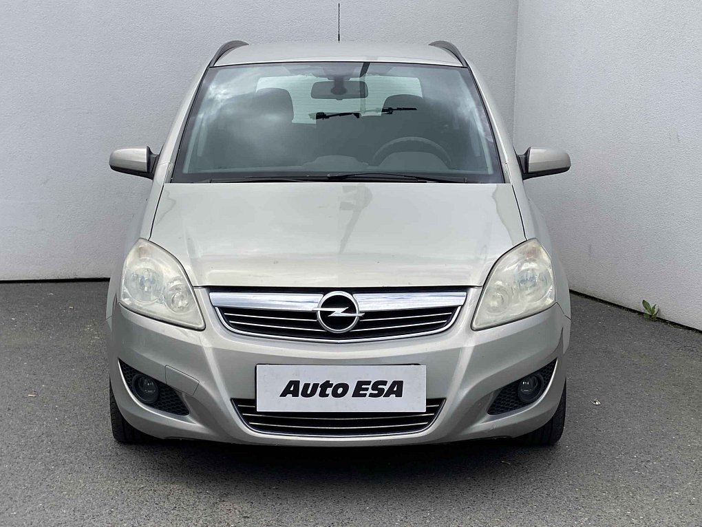 Opel Zafira 1.9 CDTi  7míst