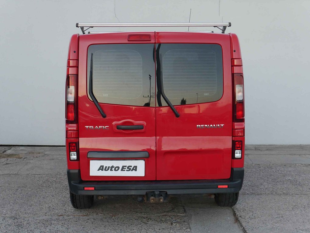 Renault Trafic 1.6dCi  8míst