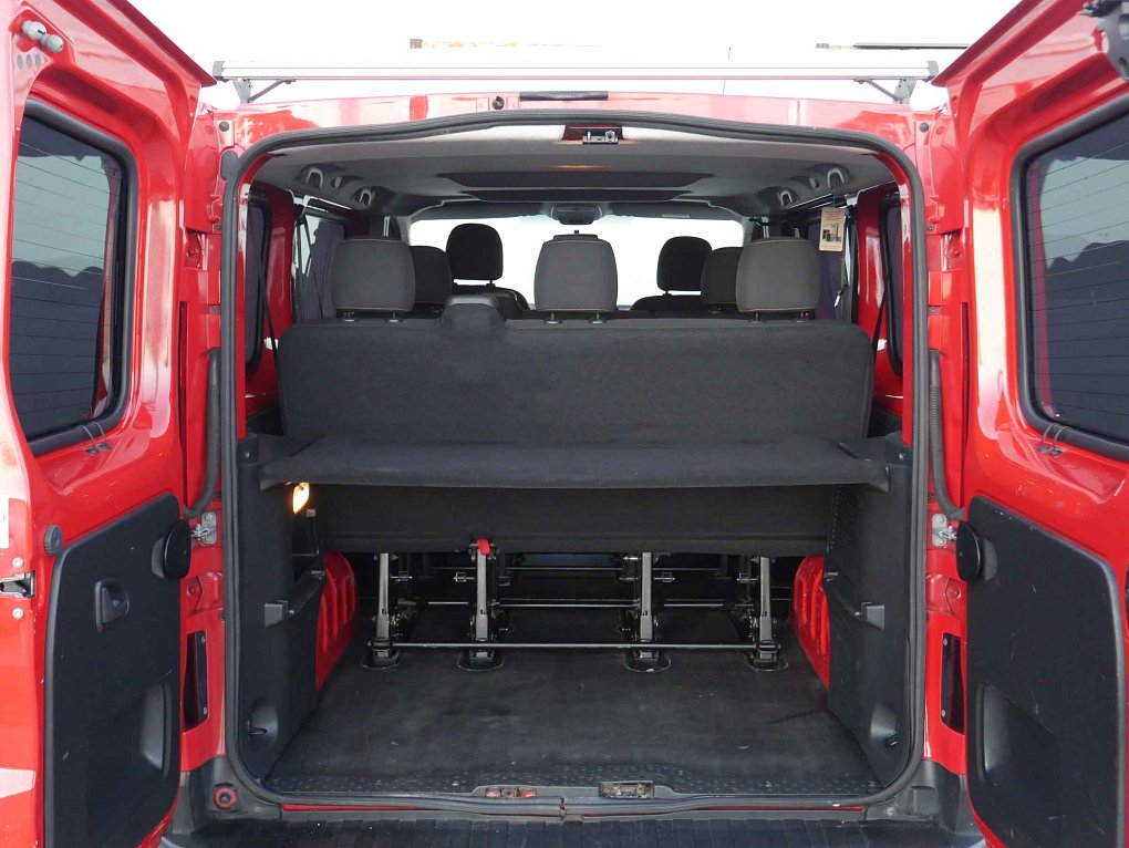 Renault Trafic 1.6dCi  8míst