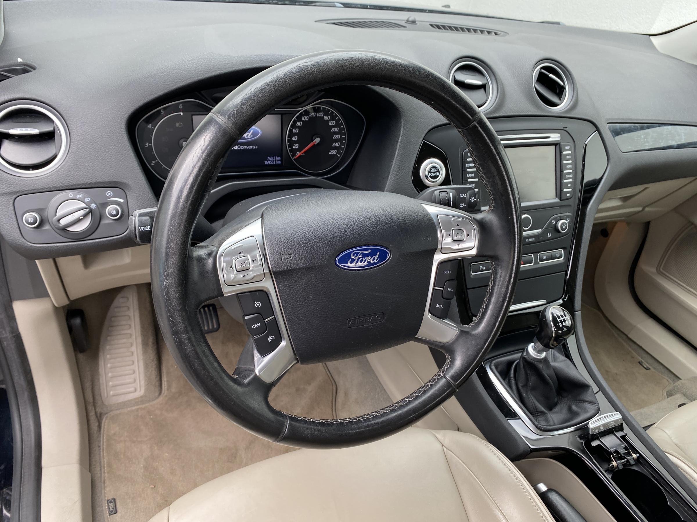 Ford Mondeo, 2011 - pohled č. 13