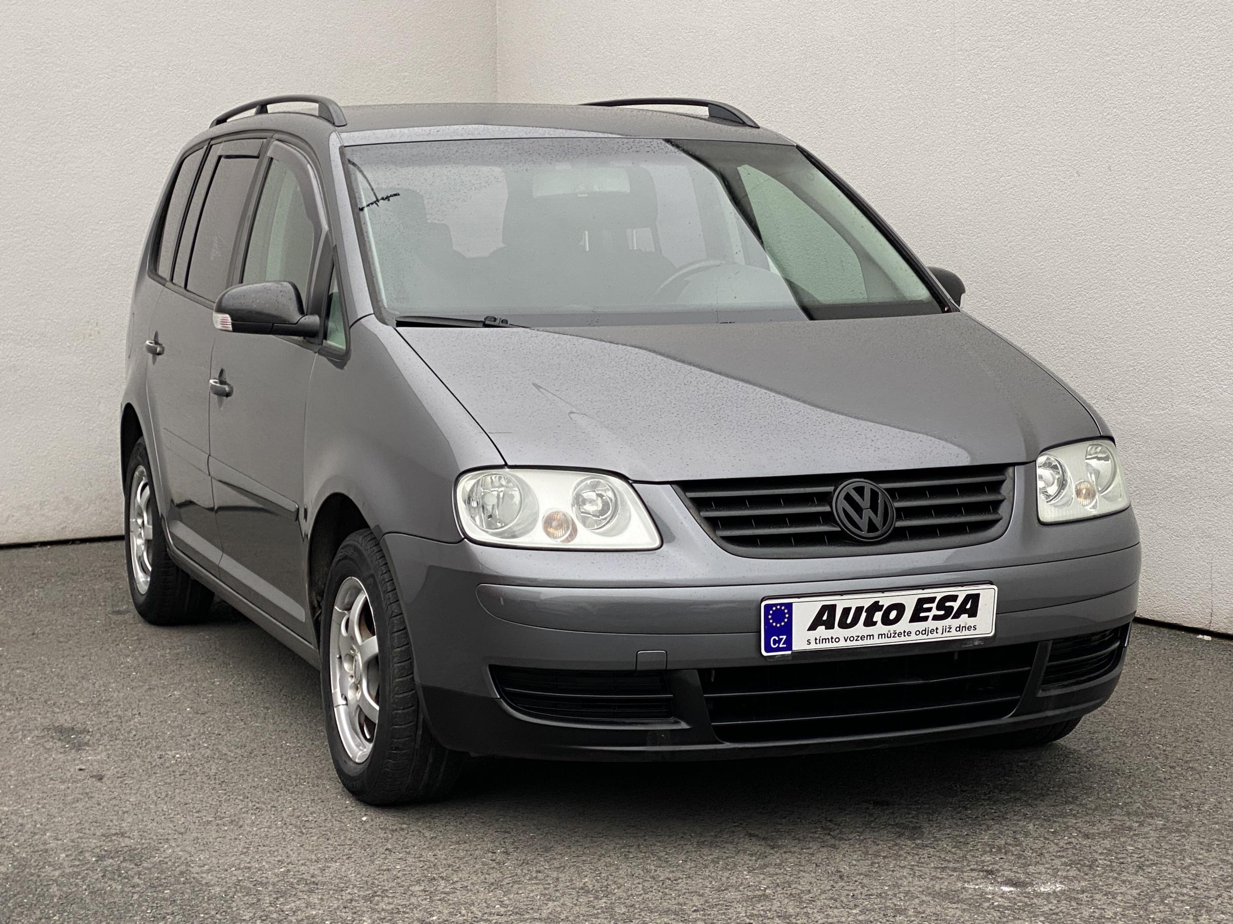 Volkswagen Touran, 2005
