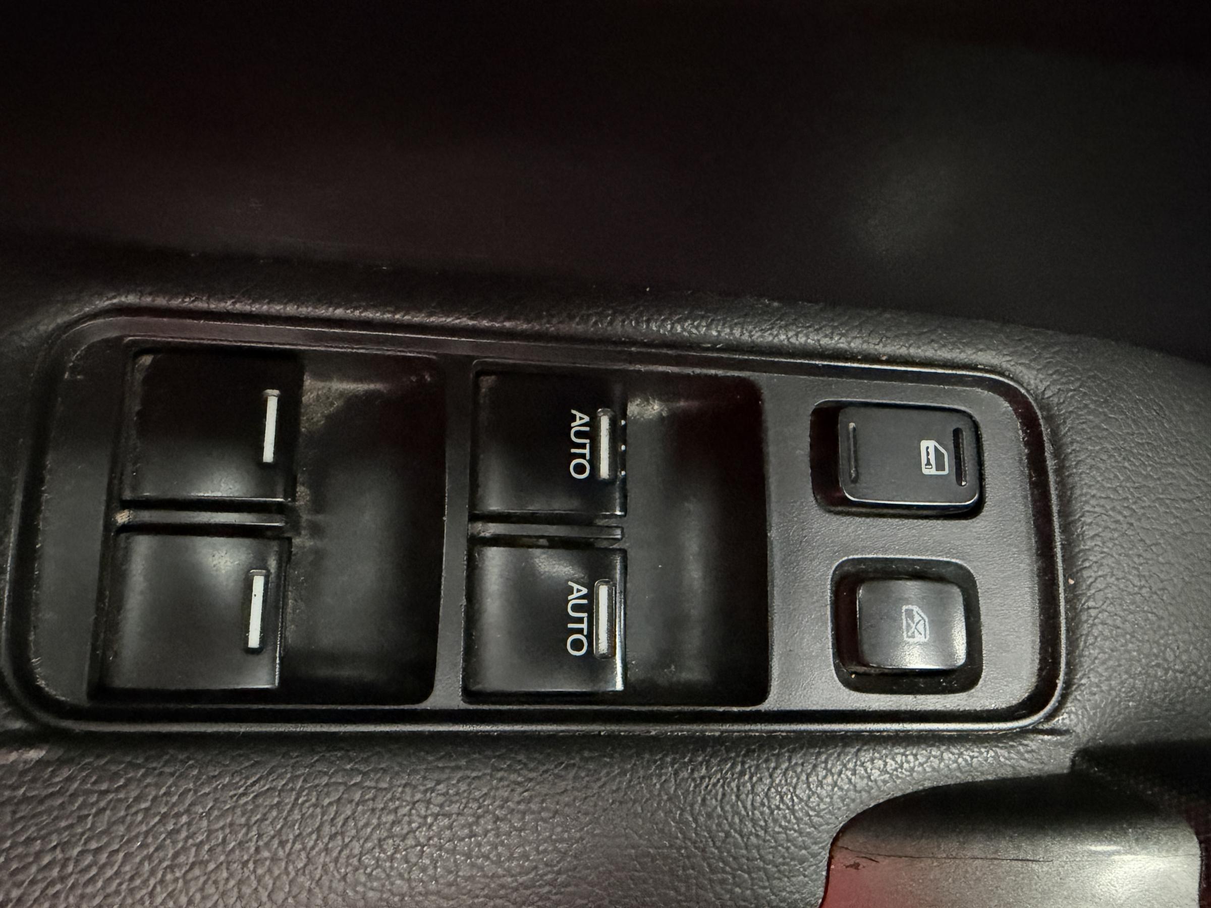 Honda CR-V, 2012 - pohled č. 17