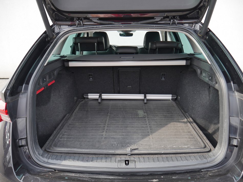Škoda Octavia IV 2.0 TDi Style