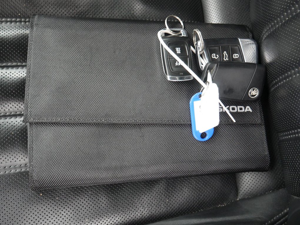 Škoda Superb III 2.0 TSi  4x4