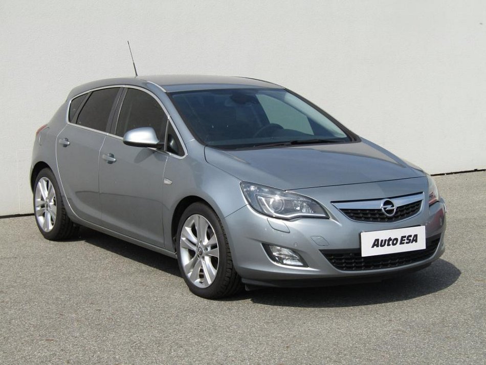 Opel Astra 1.6T 