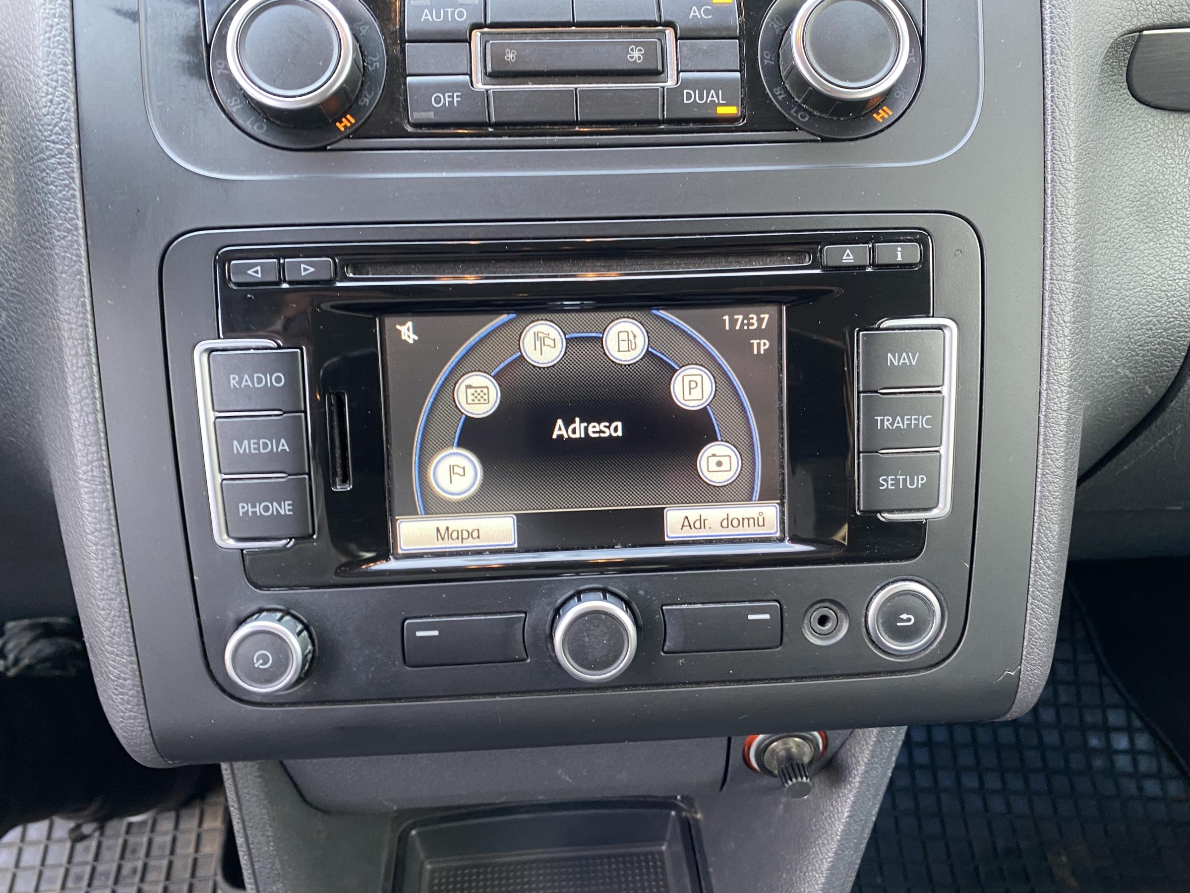 Volkswagen Touran, 2010 - pohled č. 16