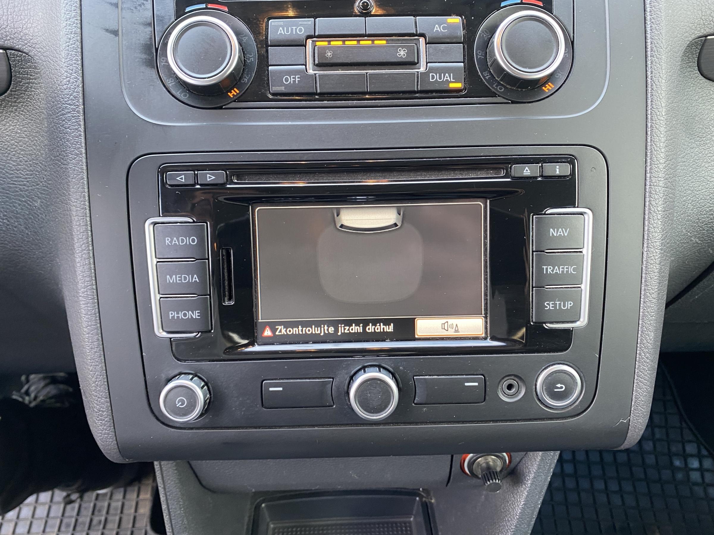 Volkswagen Touran, 2010 - pohled č. 17