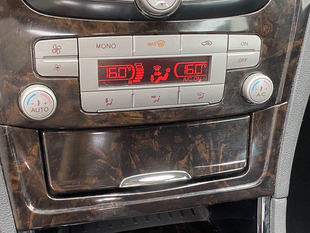 Ford Mondeo 2.0i 
