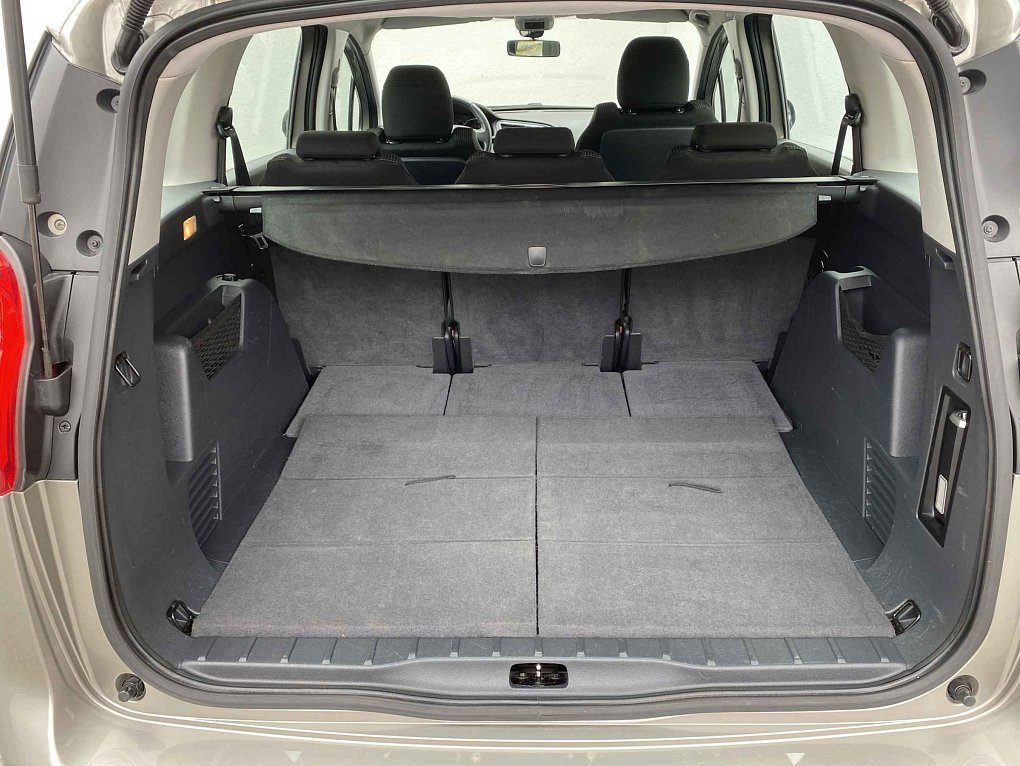 Peugeot 5008 1.6 HDi 