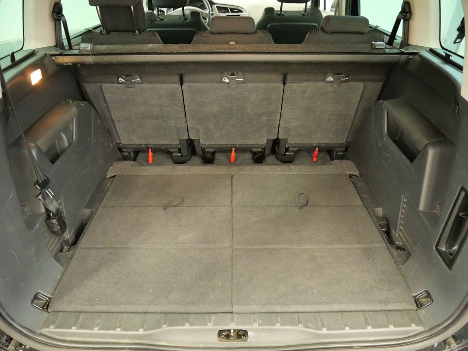 Peugeot 5008 1.6HDi 