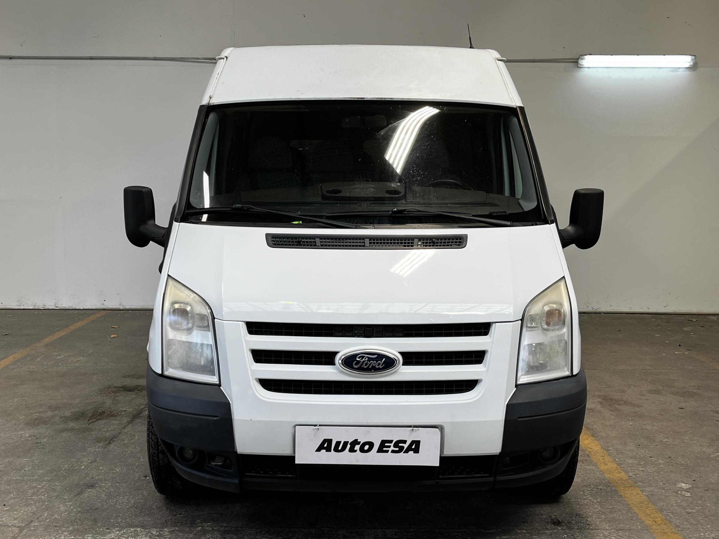 Ford Transit, 2012 - pohled č. 2