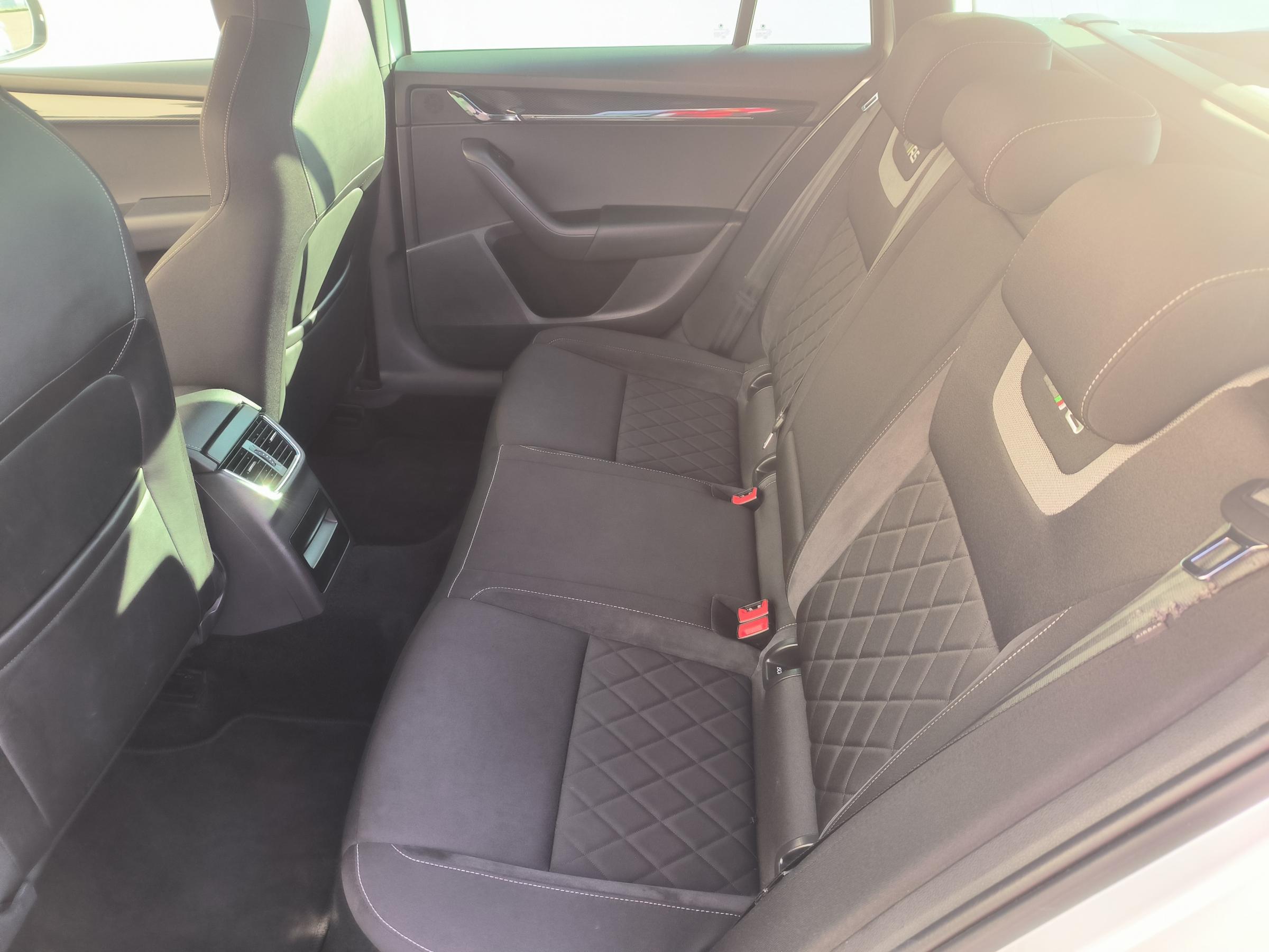 Škoda Octavia III, 2017 - pohled č. 10