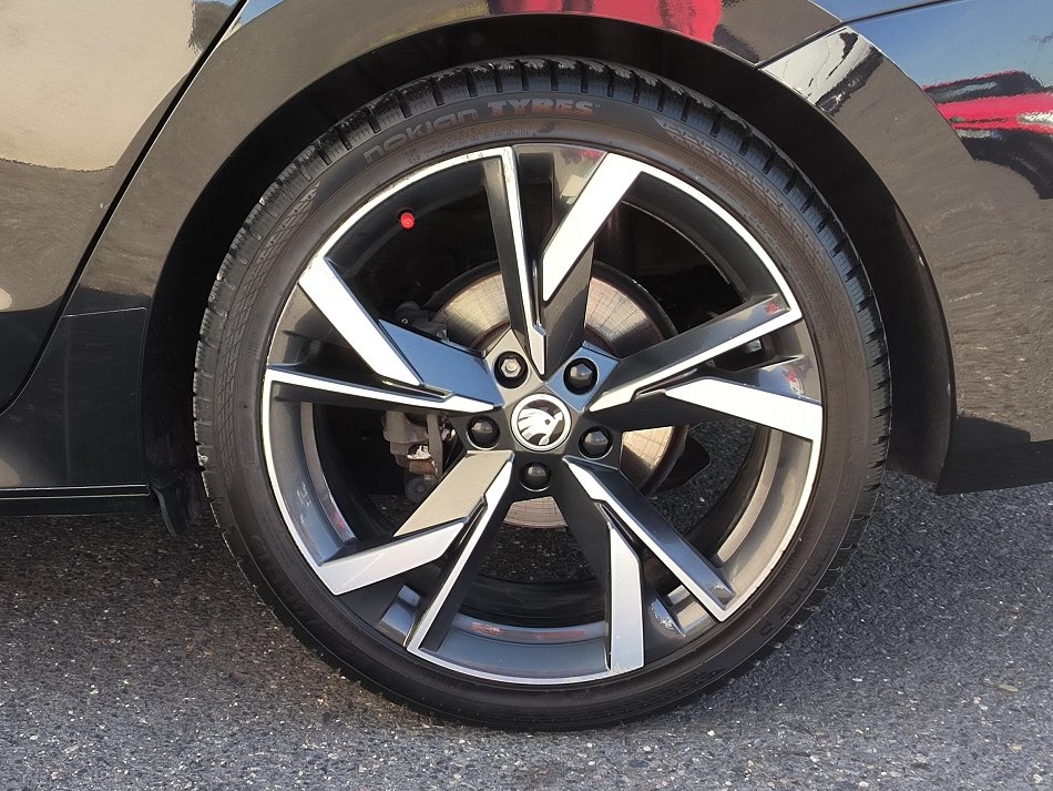 Škoda Octavia IV 2.0 TSi SportLine 4X4