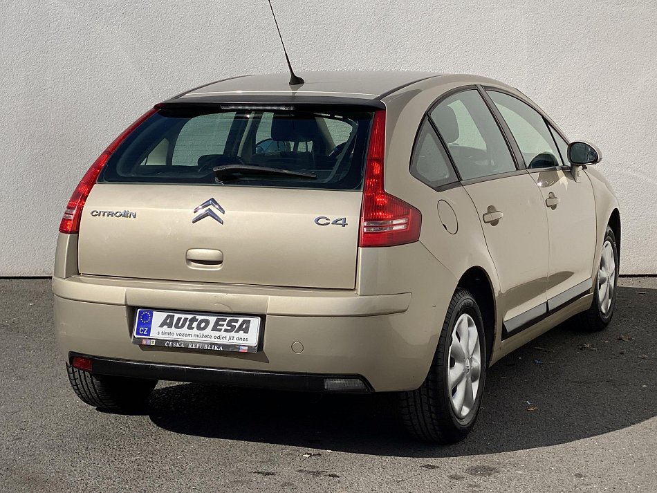 Citroën C4 1.6i 