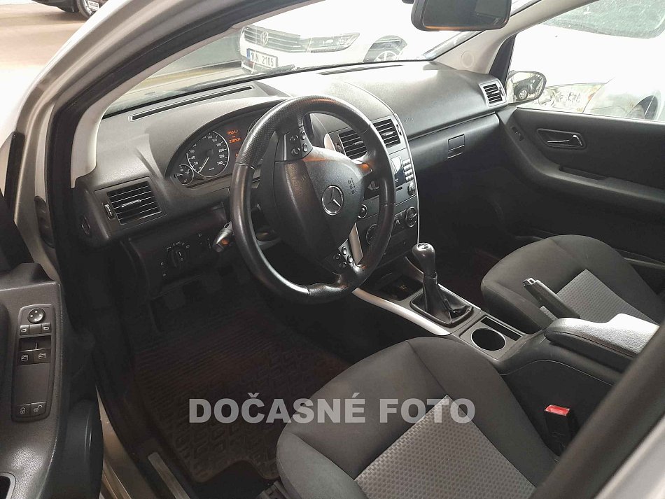 Mercedes-Benz Třída A 1.5i 
