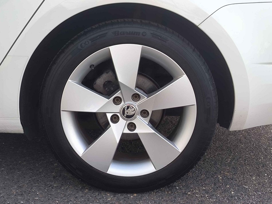 Škoda Octavia III 2.0 TDi Elegance