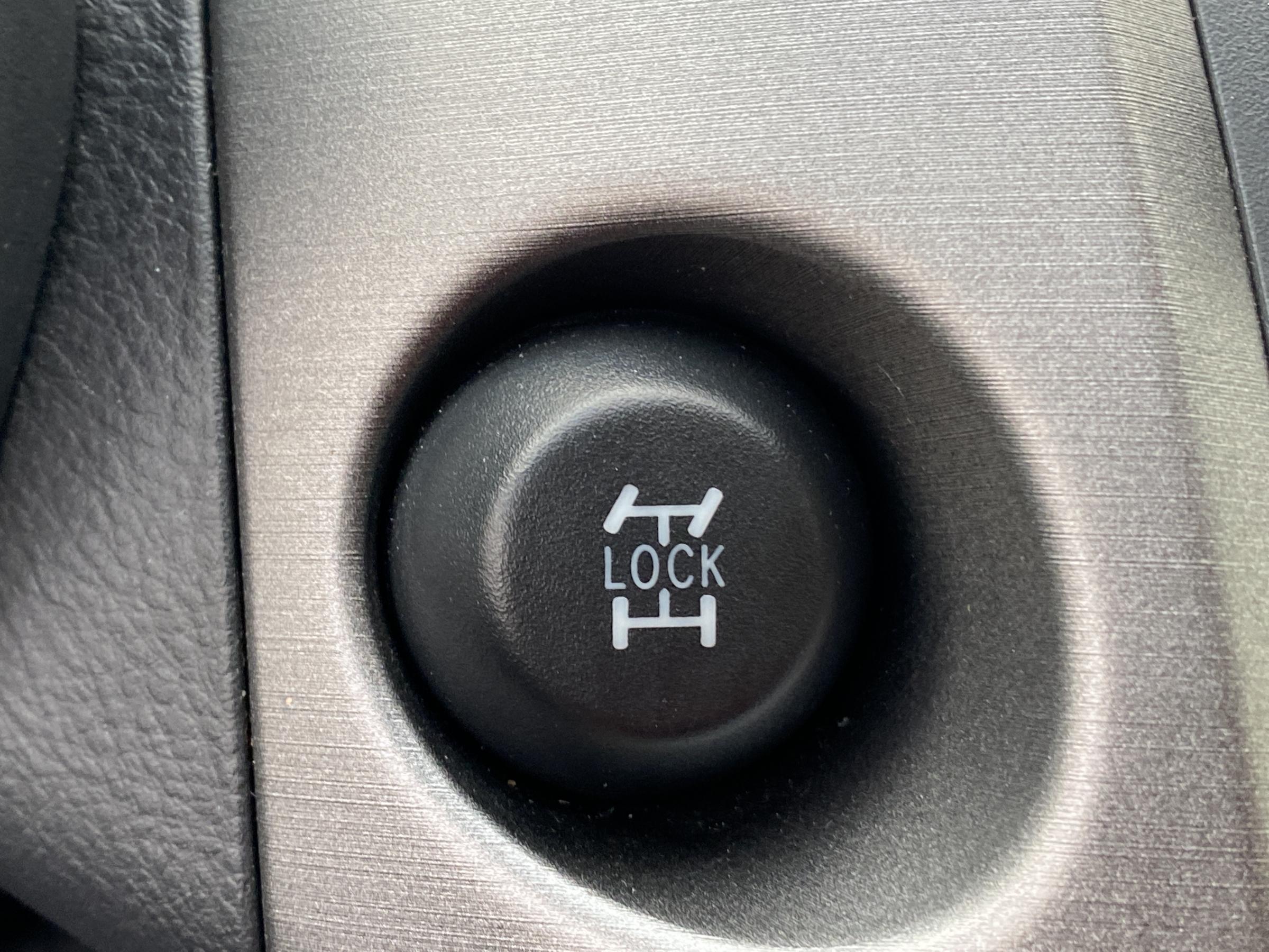 Toyota RAV4, 2014 - pohled č. 19