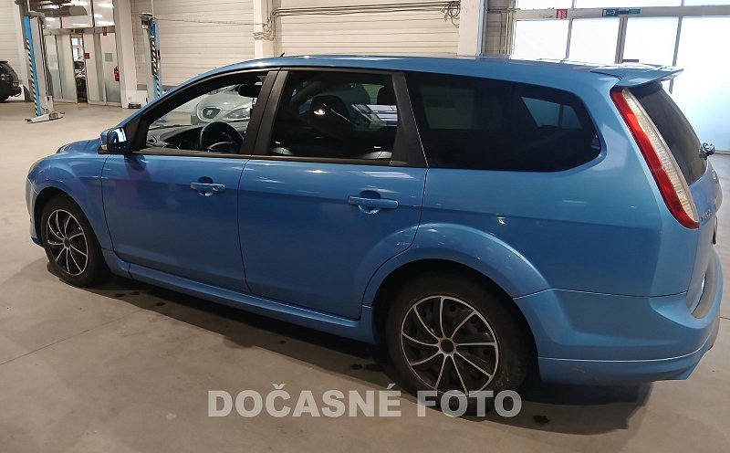 Ford Focus 2.0i 