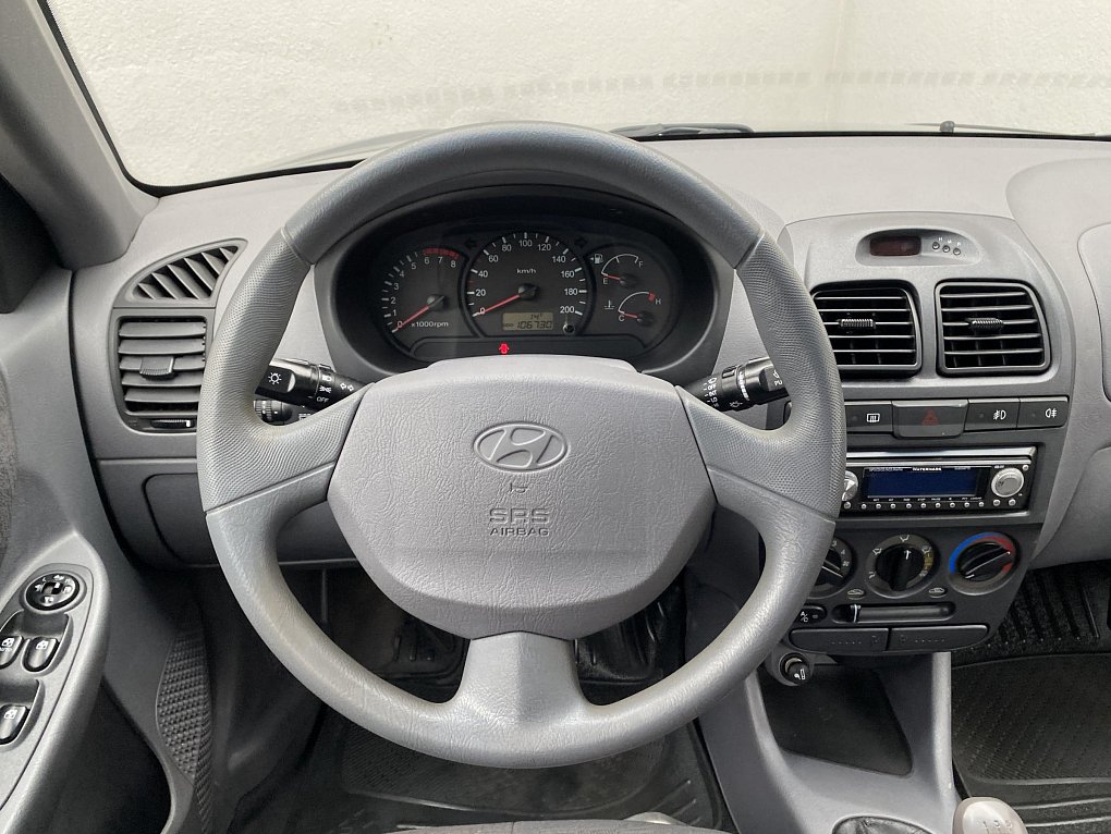 Hyundai Accent 1.4i 