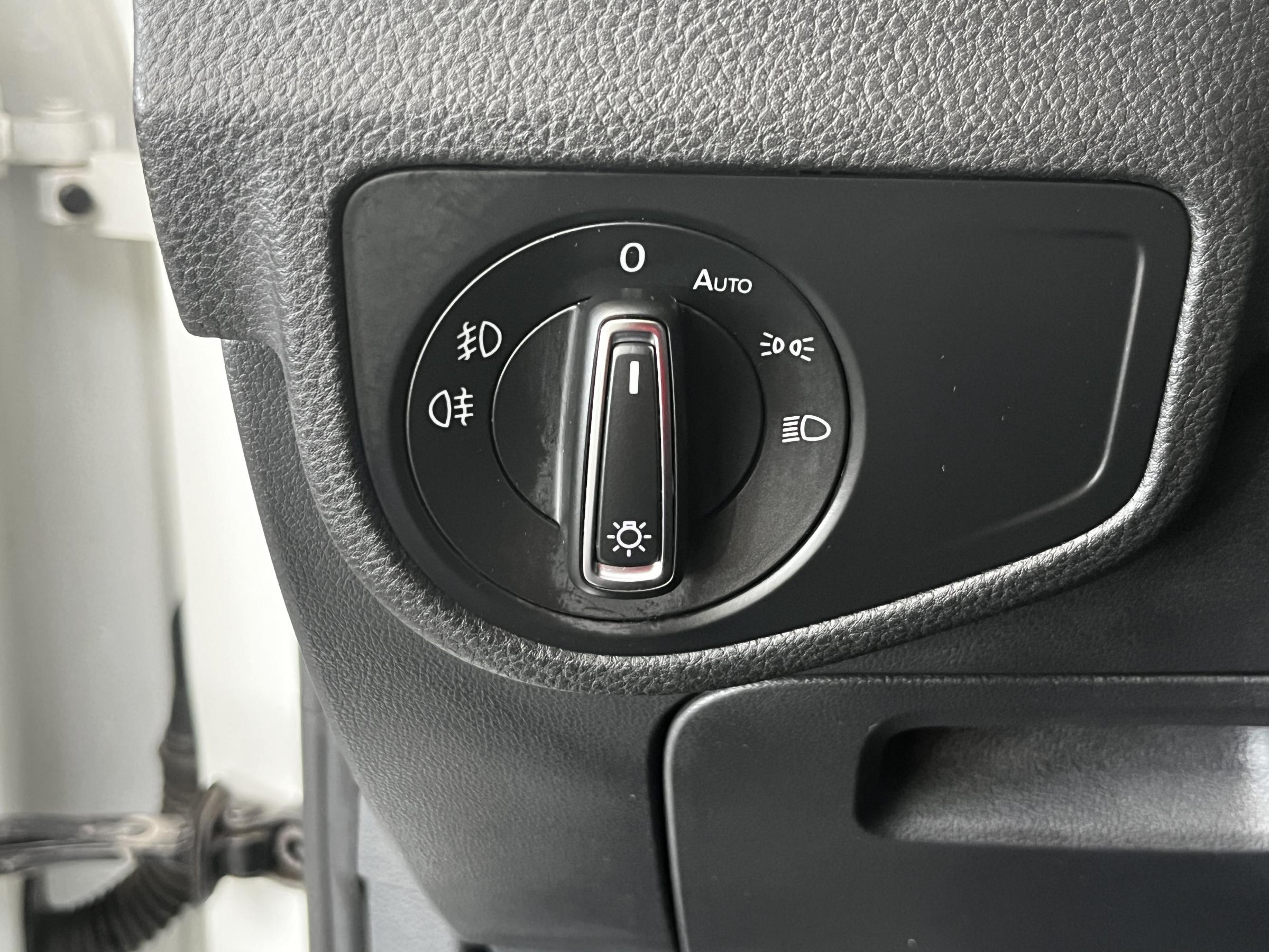 Volkswagen Sportsvan, 2014 - pohled č. 20