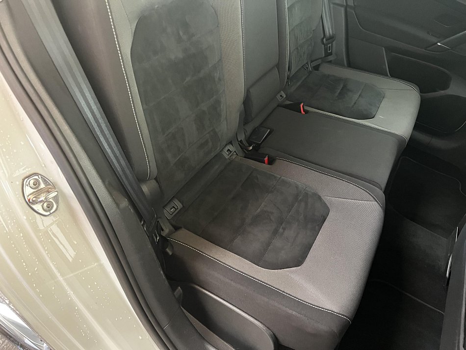 Volkswagen Sportsvan 1.4 TSi Highline