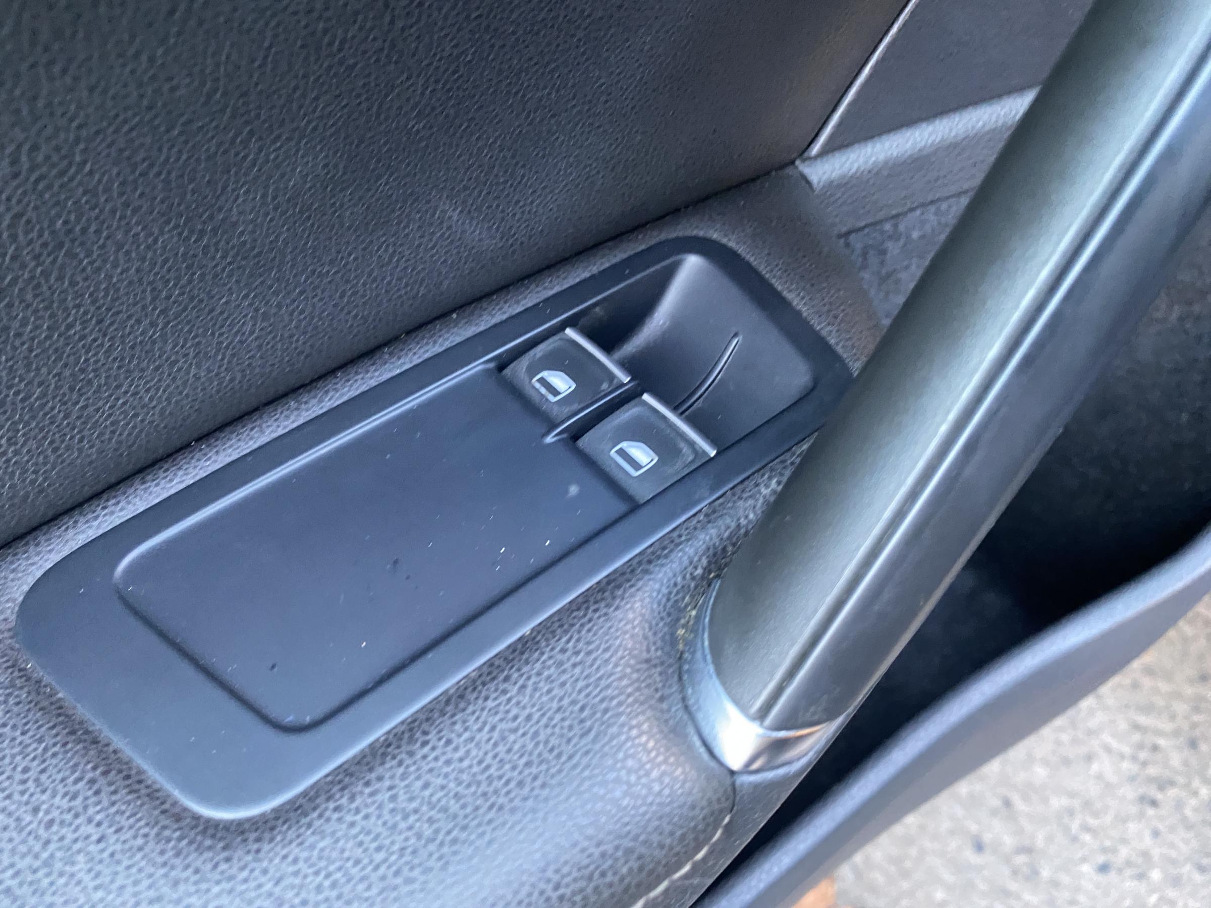 Volkswagen Golf, 2015 - pohled č. 12