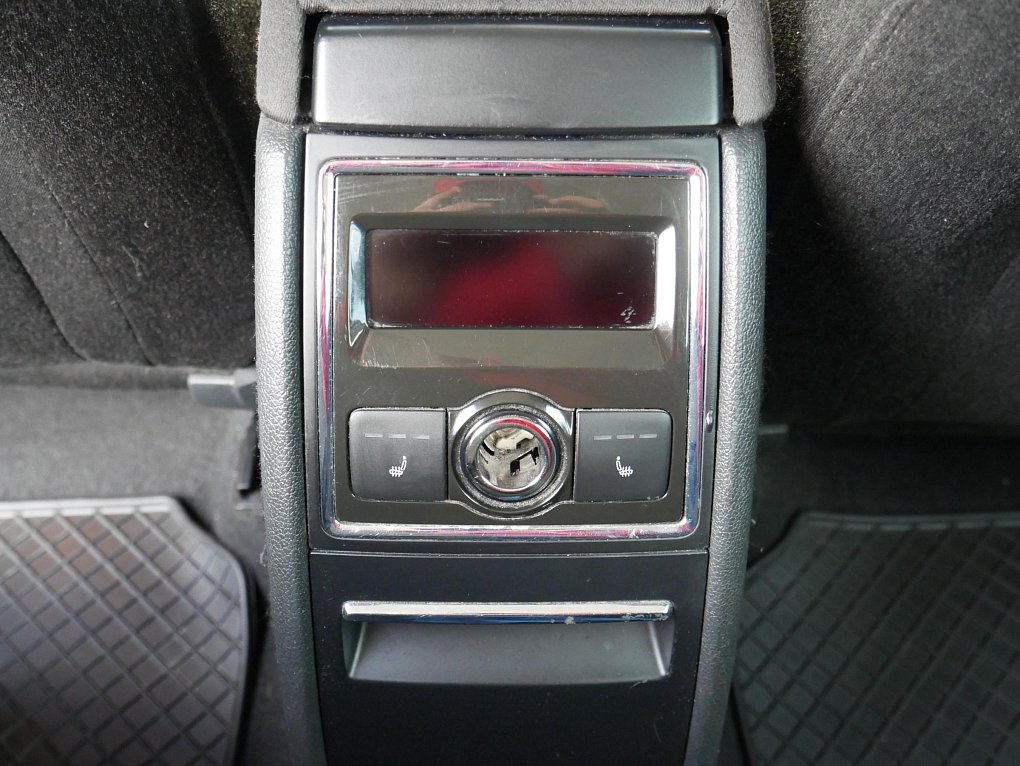 Škoda Superb II 2.0TDi Elegance