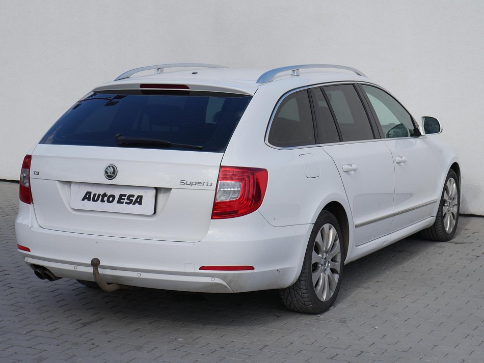 Škoda Superb II 2.0TDi Elegance