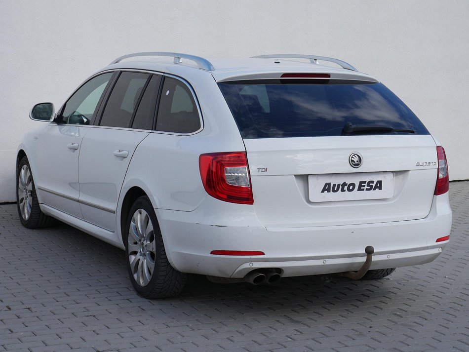 Škoda Superb II 2.0TDi Elegance