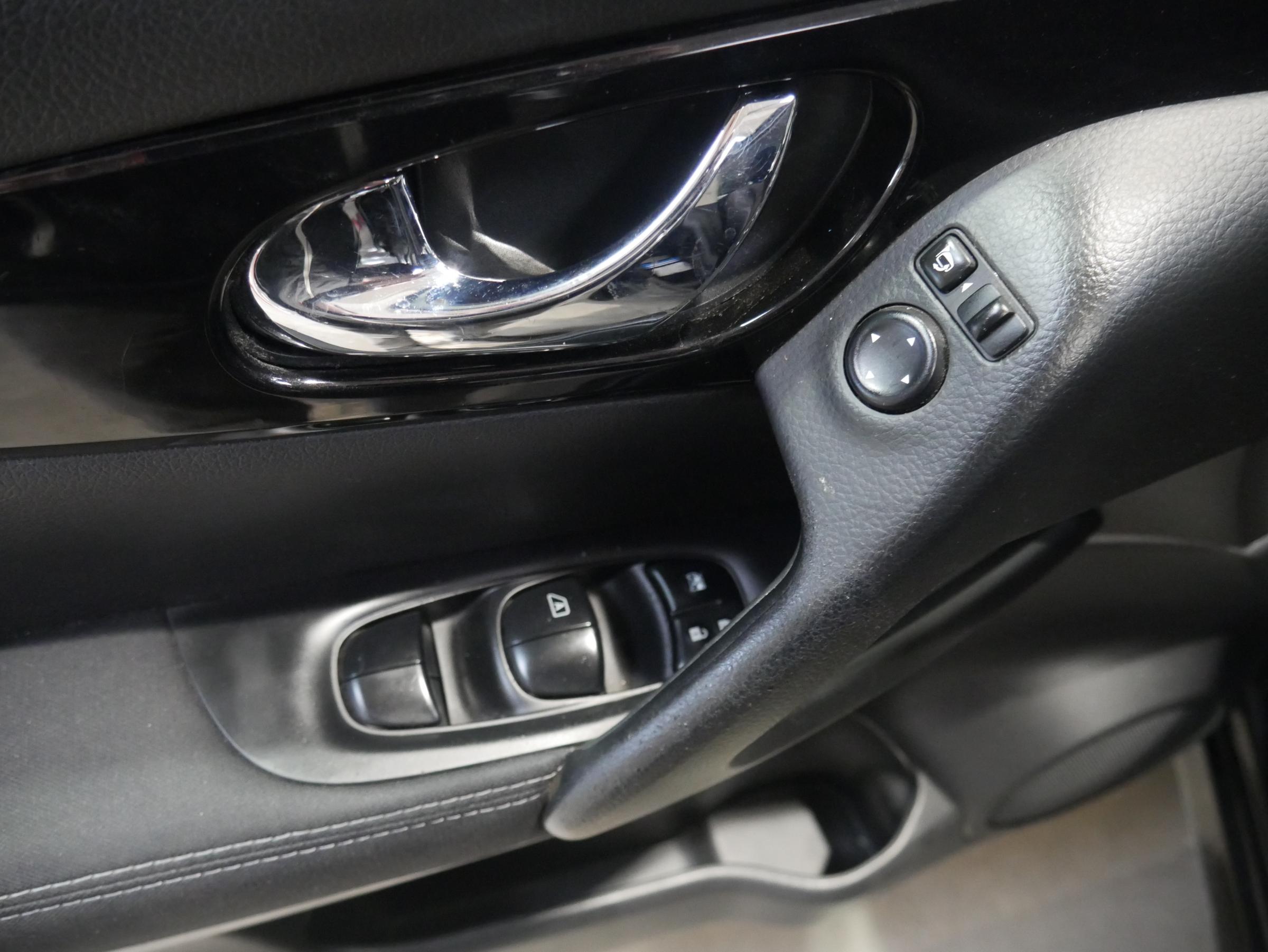 Nissan Qashqai, 2014 - pohled č. 11