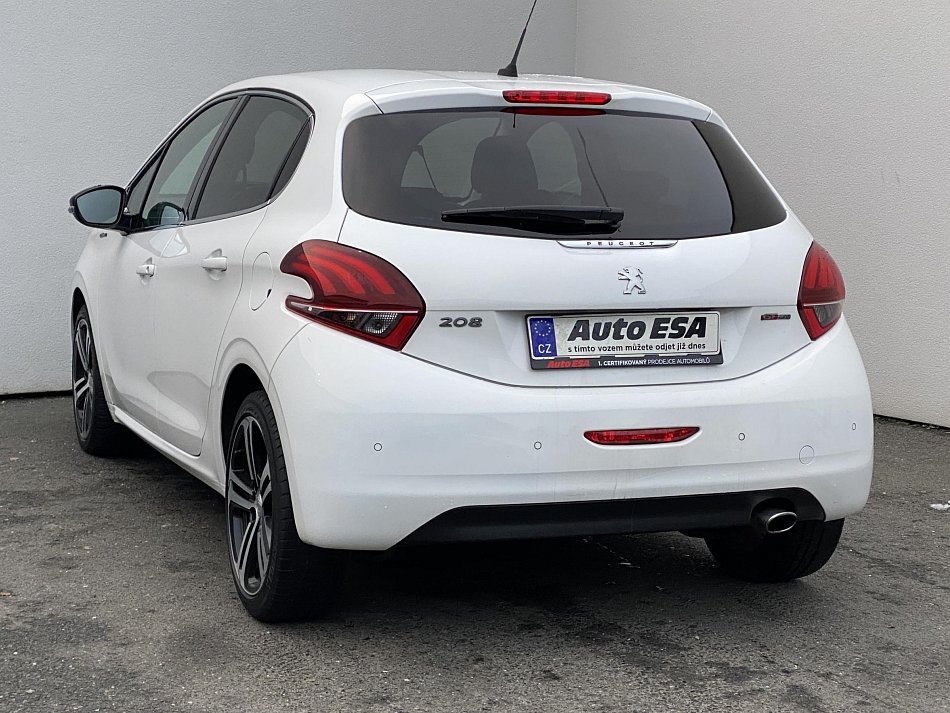 Peugeot 208 1.2 PT GT Line